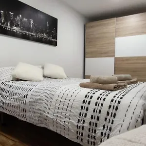 Apartamento Acogedor Atico En Pleno Centro, Granada